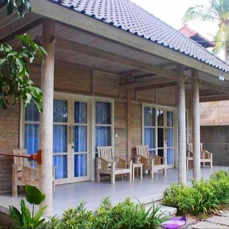 Vista Huts Lembongan Hotel Bagian luar foto