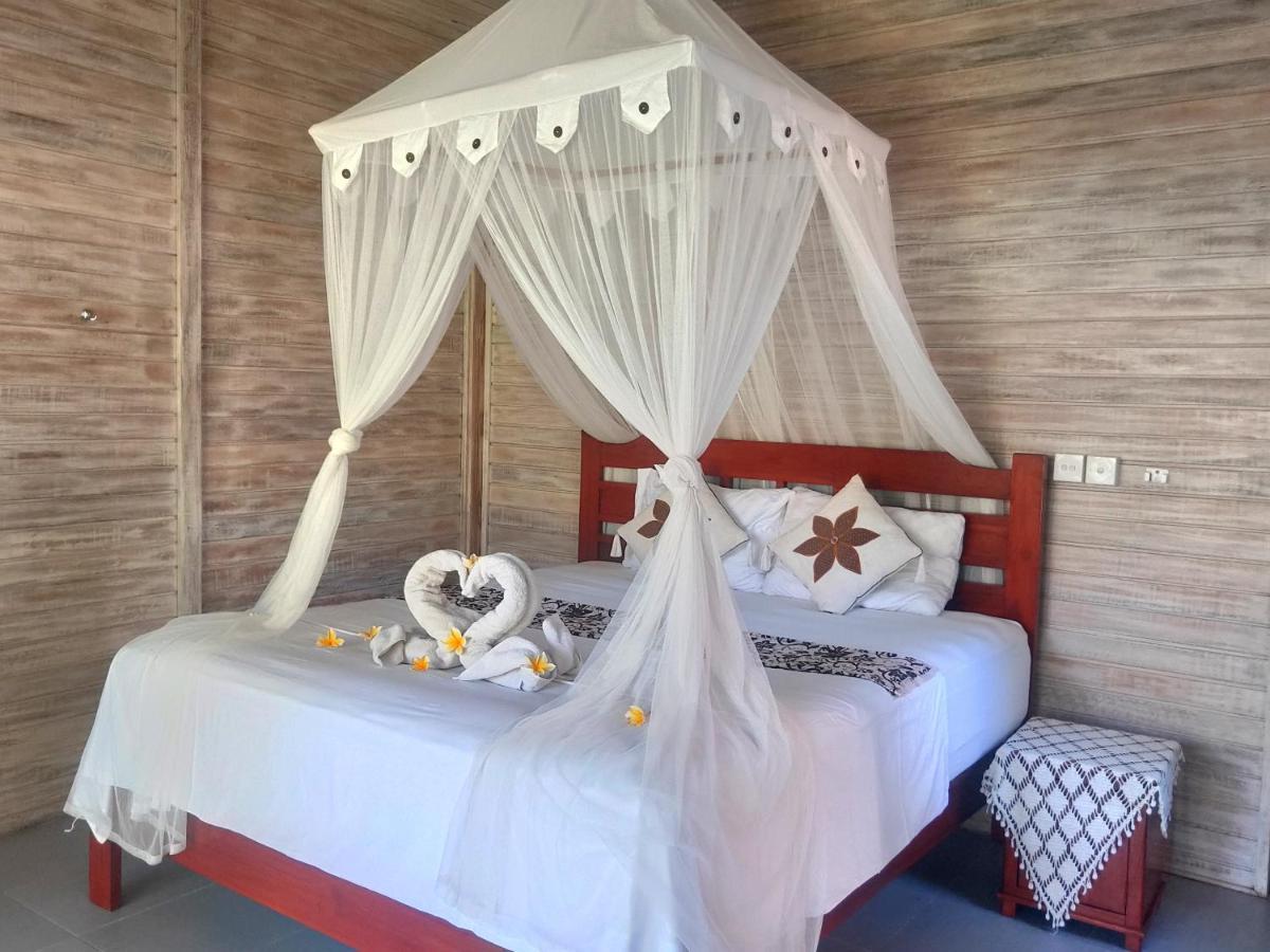 Vista Huts Lembongan Hotel Bagian luar foto