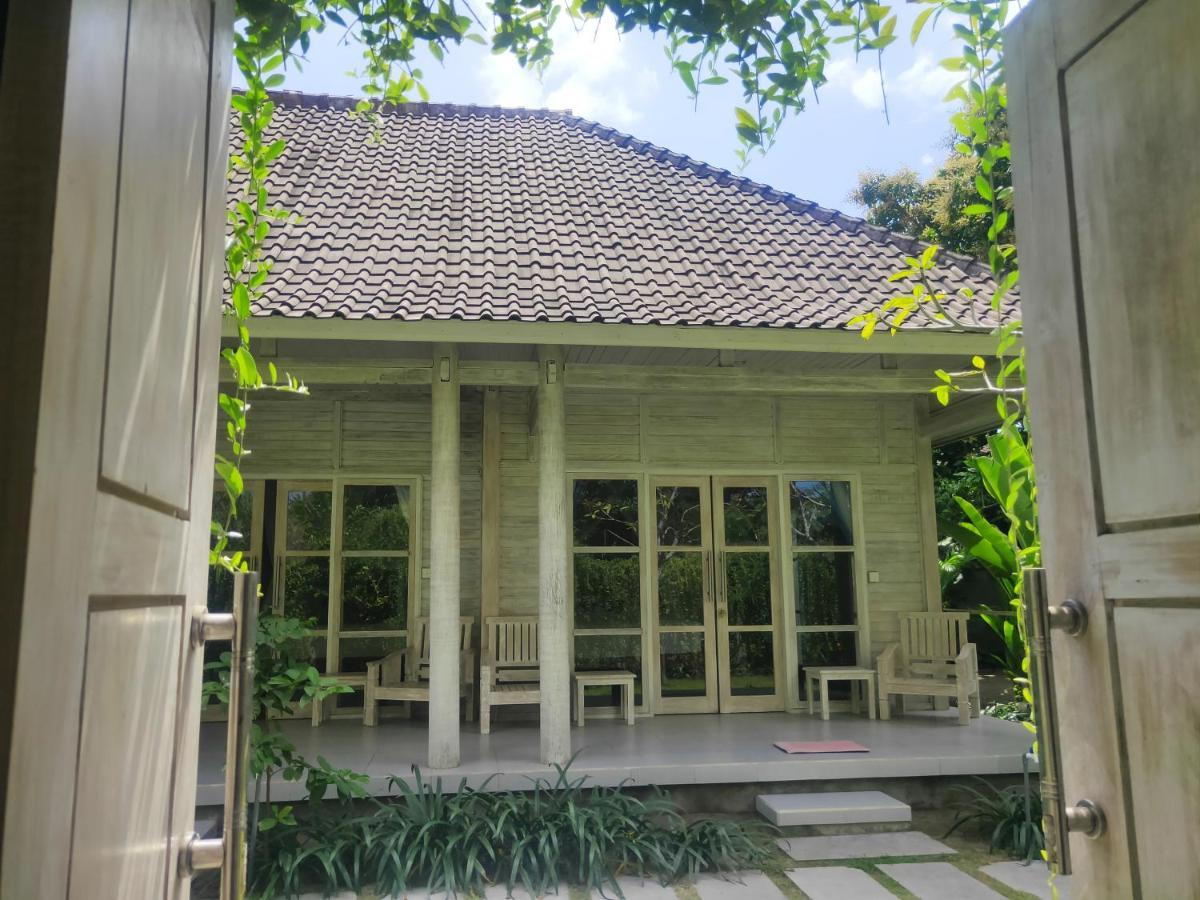 Vista Huts Lembongan Hotel Bagian luar foto