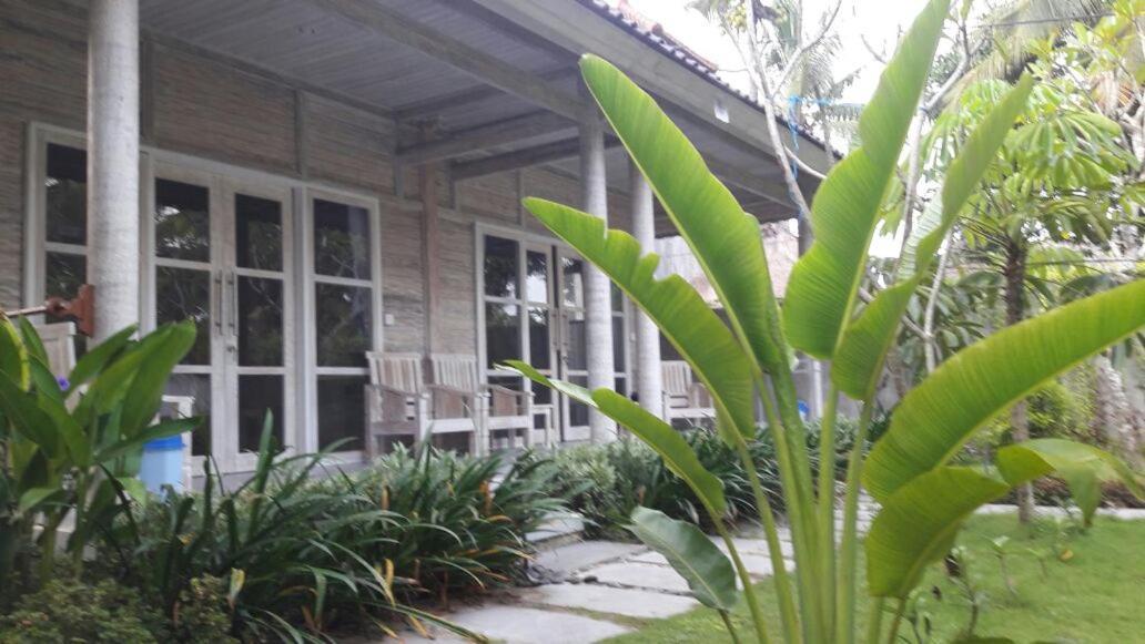Vista Huts Lembongan Hotel Bagian luar foto