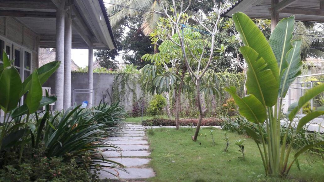 Vista Huts Lembongan Hotel Bagian luar foto