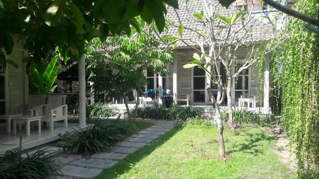 Vista Huts Lembongan Hotel Bagian luar foto