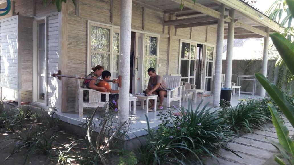 Vista Huts Lembongan Hotel Bagian luar foto