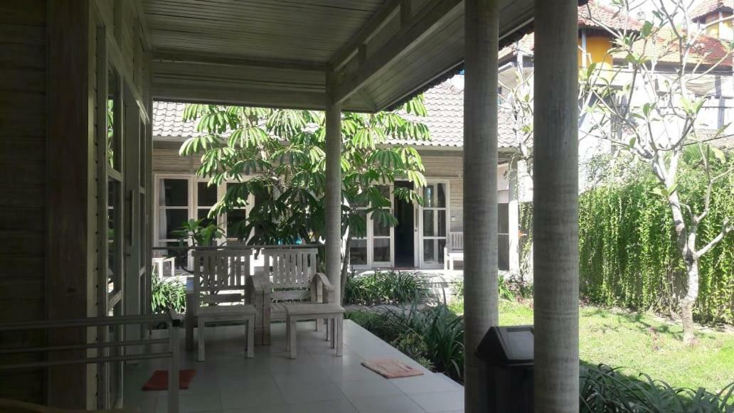 Vista Huts Lembongan Hotel Bagian luar foto